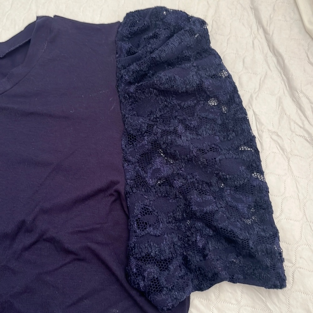 Ariella navy crew neck top with lace sleeves L - Picture 8 of 8